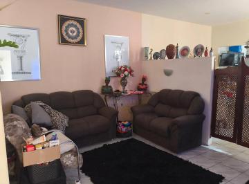 Casa · 20m² · 2 Quartos · 2 Vagas · Casa em Jardim Adolpho Bim, Marília/SP de 20m² 2 quartos para locação R$ 2.300,00/mes