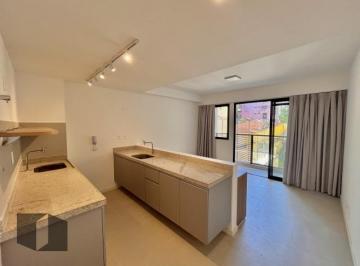 Apartamento · 47m² · 1 Quarto · Apartamento em Laranjeiras, Rio de Janeiro/RJ de 47m² 1 quartos para locação R$ 4.300,00/mes