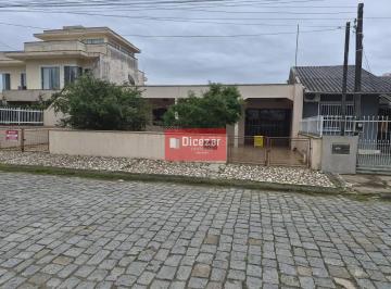 Casa · 120m² · 3 Quartos · 4 Vagas · Casa em Centro, Penha/SC de 120m² 3 quartos à venda por R$ 650.000,00