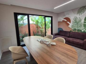 Comercial · 203m² · Sala Comercial para alugar em Parque Do Colégio de 203.00m²