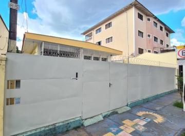 Casa · 195m² · 5 Quartos · 4 Vagas · Casa Padrão em São Carlos
