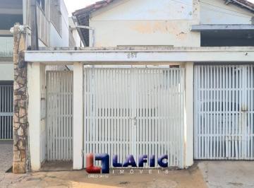 Casa · 82m² · 1 Quarto · 1 Vaga · Casa Padrão em São Carlos