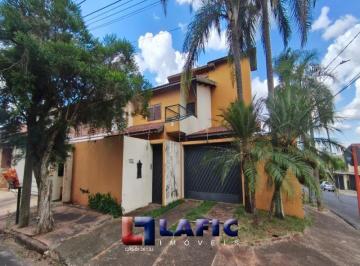 Casa · 253m² · 3 Quartos · 2 Vagas · Casa Padrão em São Carlos