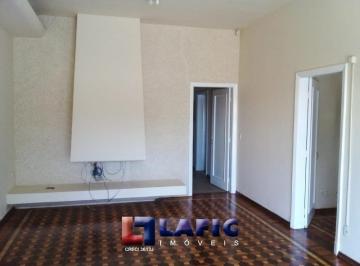 Casa · 248m² · 3 Quartos · 8 Vagas · Casa Padrão em São Carlos