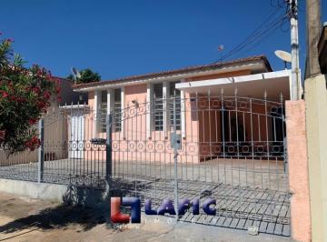 Casa · 140m² · 2 Quartos · 3 Vagas · Casa Padrão em São Carlos