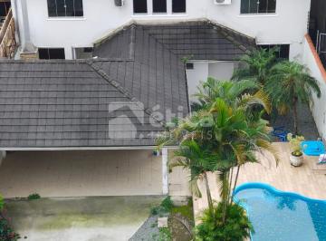 Casa · 200m² · 2 Quartos · 6 Vagas · Sobrado para locação 3 dormitórios, 1 suíte semi mobiliado com piscina Itajaí