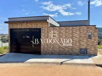 Casa · 200m² · 2 Quartos · 3 Vagas · Casa à venda em Toledo Mg com 200m² 2 Dormitórios, Facilidade de Negociação!