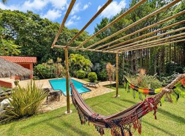 Rural de 6 quartos, Ibiúna · Duas casas, piscina aquecida e lazer completo!