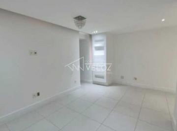 Apartamento · 66m² · 2 Quartos · 1 Vaga · Apartamento à venda na Lagoa com 2 quartos, 66 m² e totalmente reformado