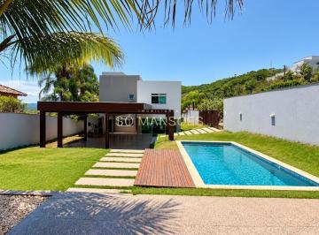Casa · 284m² · 5 Quartos · 4 Vagas · Casa à Venda no Residencial Sul, Nova Lima — 284m², 5 Quartos, 3 Suítes, Piscina e 4 Vagas Cobertas.