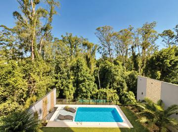 Casa de 3 quartos, Cotia · 3 suítes, home-office, salão gourmet, piscina! Atrás do Shopping Granja Viana!