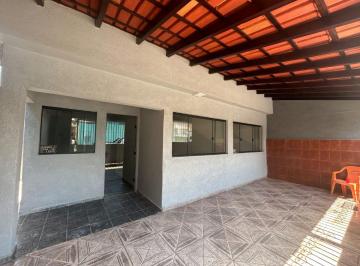 Casa de 3 quartos, Gama · QUADRA 6 - SETOR LESTE