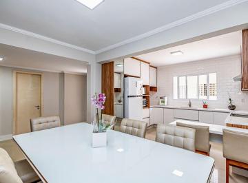 Casa de 5 quartos, Curitiba · Sobrado à venda no Xaxim – Curitiba/PR