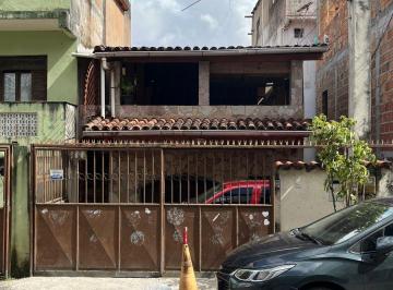 Casa de 5 quartos, Salvador · CASA COM 2 PAVIMENTOS E 5 QUARTOS NO ENGENHO VELHO DE BROTAS SALVADOR BAHIA
