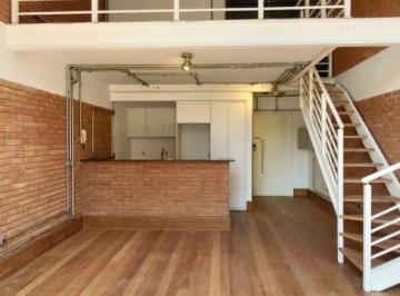 Apartamento de 1 quarto, São Paulo · Loft Duplex no Itaim 75m² 1 Suíte Cozinha Americana, piso Novo em madeira, Ar Condicionado sem uso.