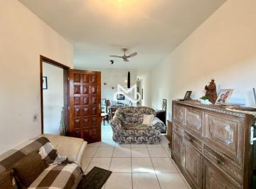 Casa · 210m² · 3 Quartos · 3 Vagas · Casa a 900m da praia à venda no Jardim Indaiá em Bertioga/SP