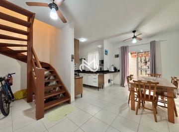 Casa · 112m² · 3 Quartos · 2 Vagas · Casa em villagio à venda a 500m da praia no Jardim Indaiá