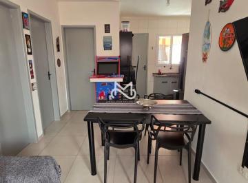 Apartamento · 75m² · 2 Quartos · 1 Vaga · Apartamento térreo em Villagio a 500m da praia no Jardim Indaiá para locação