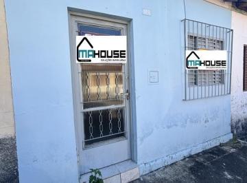 Casa · 70m² · 1 Quarto · 1 Vaga · Casa para alugar em Chave de 70.00m² com 1 Quarto e 1 Garagem
