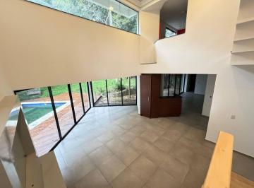 Casa de 4 quartos, Curitiba · Casa de Alto Padrão para Locação no Condomínio Portal do Barigui – Ecoville