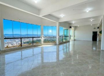 Comercial · 300m² · 20 Vagas · Casa