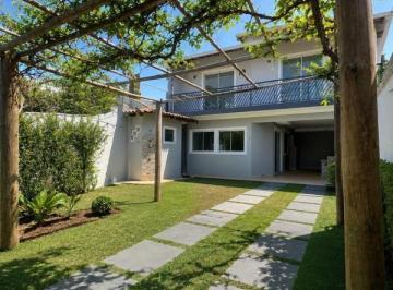 Casa · 234m² · 3 Quartos · 6 Vagas · Sobrado para venda em Jd Acapulco de 234.00m² com 3 Quartos, 3 Suites e 6 Garagens