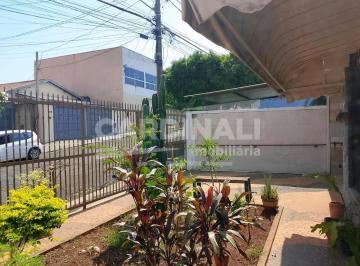 Casa · 203m² · 3 Quartos · 3 Vagas · Casa para venda em Centro de 203.00m² com 3 Quartos, 1 Suite e 3 Garagens
