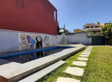 Casa · 250m² · 4 Quartos · 3 Vagas · Casa 4 dormitórios para locação no bairro Serraria zona sul de Porto Alegre, RS.