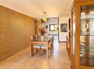 Casa · 388m² · 6 Quartos · 3 Vagas · Casa à Venda no Jardim Planalto | 6 Quartos | R$ 960 Mil