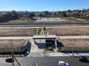 3032_iz85k5PV91b61_30326acebc7d1d1af.jpg · TERRENO EM CONDOMÍNIO COMPLETO NO HAUER -184,53 m²