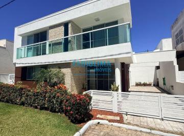 Casa · 200m² · 4 Quartos · 2 Vagas · Casa em condomínio - Buraquinho