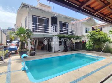 Casa · 360m² · 2 Quartos · 6 Vagas · Casa com Piscina, Espaço Gourmet e 6 Vagas de Garagem na Serraria, São José