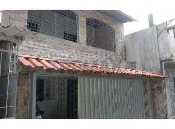 Casa · 168m² · 3 Quartos · 1 Vaga · Casa Duplex de 3 Quartos com Suíte e Closet no Arruda – 168m² e Acesso por Duas Ruas