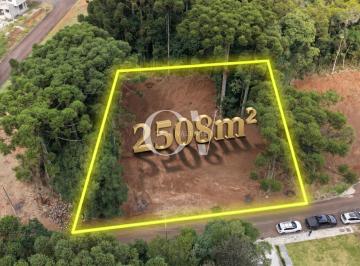 1 · Terreno em condomínio com 2500 m², à venda no bairro Orleans.