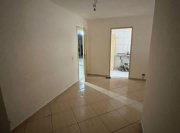 img0 · Apartamento com 2 Quarto(s) e 1 banheiro(s) para Alugar, 48 m² por R$ 944 / Mês