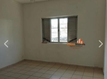 img0 · Casa com 3 Quarto(s) e 1 banheiro(s) para Alugar, 96 m² por R$ 2300 / Mês