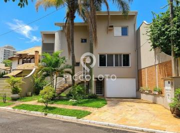 Casa · 332m² · 3 Quartos · 4 Vagas · Sobrado à venda em Campinas, Loteamento Chácara Prado, com 3 suítes, com 332.45 m²