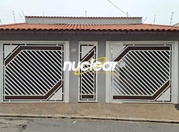 Casa · 63m² · 3 Quartos · 5 Vagas · Casa residencial com 3 quartos, suíte e espaço gourmet à venda na Vila Cleonice