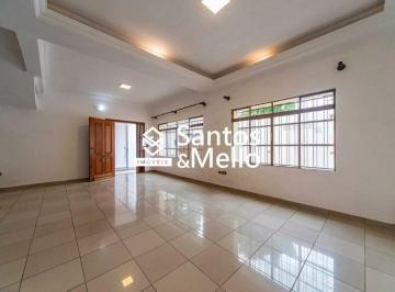 Casa · 203m² · 3 Quartos · 4 Vagas · Sobrado com 3 quartos, sendo 1 suíte, 4 vagas de garagem