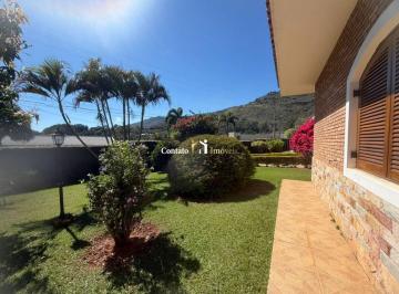 d85b26bd0e6f12cbc3633b18b1cfc37c747a21c1 · Casa Térrea no Condomínio Flamboyant | 7 Dormitórios, Piscina Aquecida e Amplo Jardim