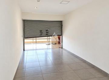 Comercial · 35m² · Loja Térrea, Reformada, em Localização Top! Ed. Bemvira Shopping, CLN 311 Bloco E, Asa Norte