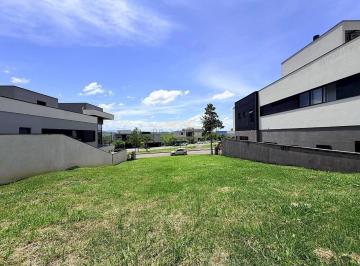 c8695fcfb98195bcab5d4f9a6e03df258b7fd9c6 · Terreno no Alphaville II, com vista para a Serra da Mantiqueira | 470 m²