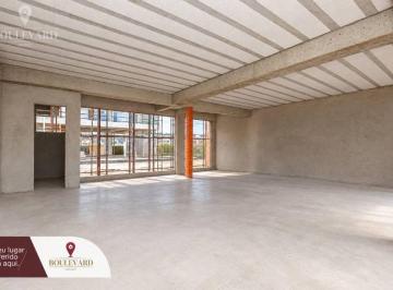 ff10f6e5a49c3eac17eb3e1e9025cb2fc57e53d7 · A Imóveis Boulevard apresenta casa em condomínio no Campina do Siqueira, Curitiba, com 3 suítes e 30