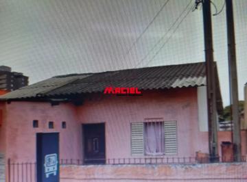 Terreno · 428m² · Terreno de Esquina na Avenida Andromeda, com casa para demolir,
