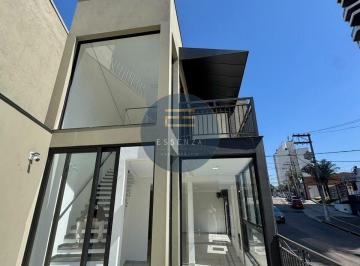 Comercial · 250m² · Loja Ponto Comercial Para Locação na Rua do Retiro em Jundiaí