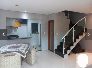 Casa · 120m² · 3 Quartos · 2 Vagas · Sobrado com 3 dormitórios e suíte na Vila Ré