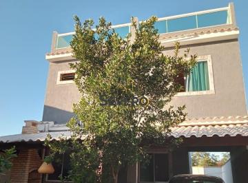 Casa · 225m² · 3 Quartos · 3 Vagas · Ótima casa à venda no bairro Centro - Arraial do Cabo/RJ