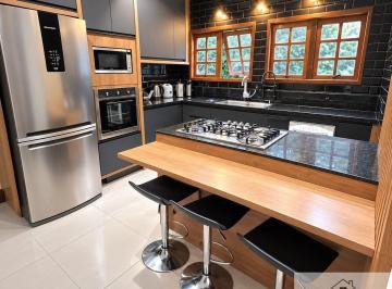 Casa · 161m² · 3 Quartos · 3 Vagas · Lindo sobrado na Penha - Todo reformado, com salão de festas e churrasqueira!