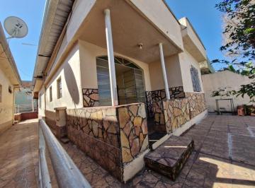 Casa · 231m² · 4 Quartos · 1 Vaga · Casa com 4 Quartos e 2 Edículas Anexos à Venda – Bairro Eymard | Região Nordeste de Belo Horizonte