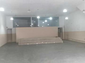 Comercial · 400m² · 1 Vaga · Loja :  / Comercial / Cascadura